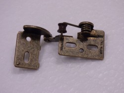 SOLK-Lipped Antique Brass Open Hinge
