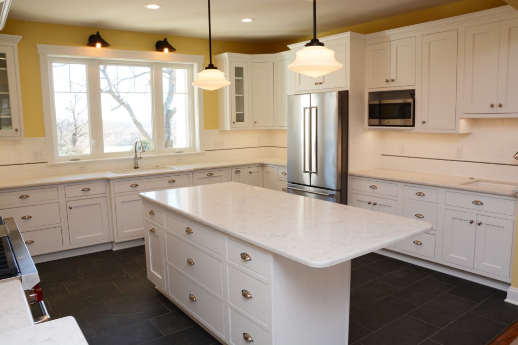 258163 Maple/White/Cascade Brighton